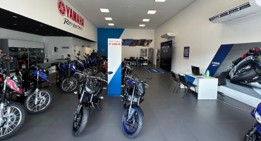 Motos dentro da loja