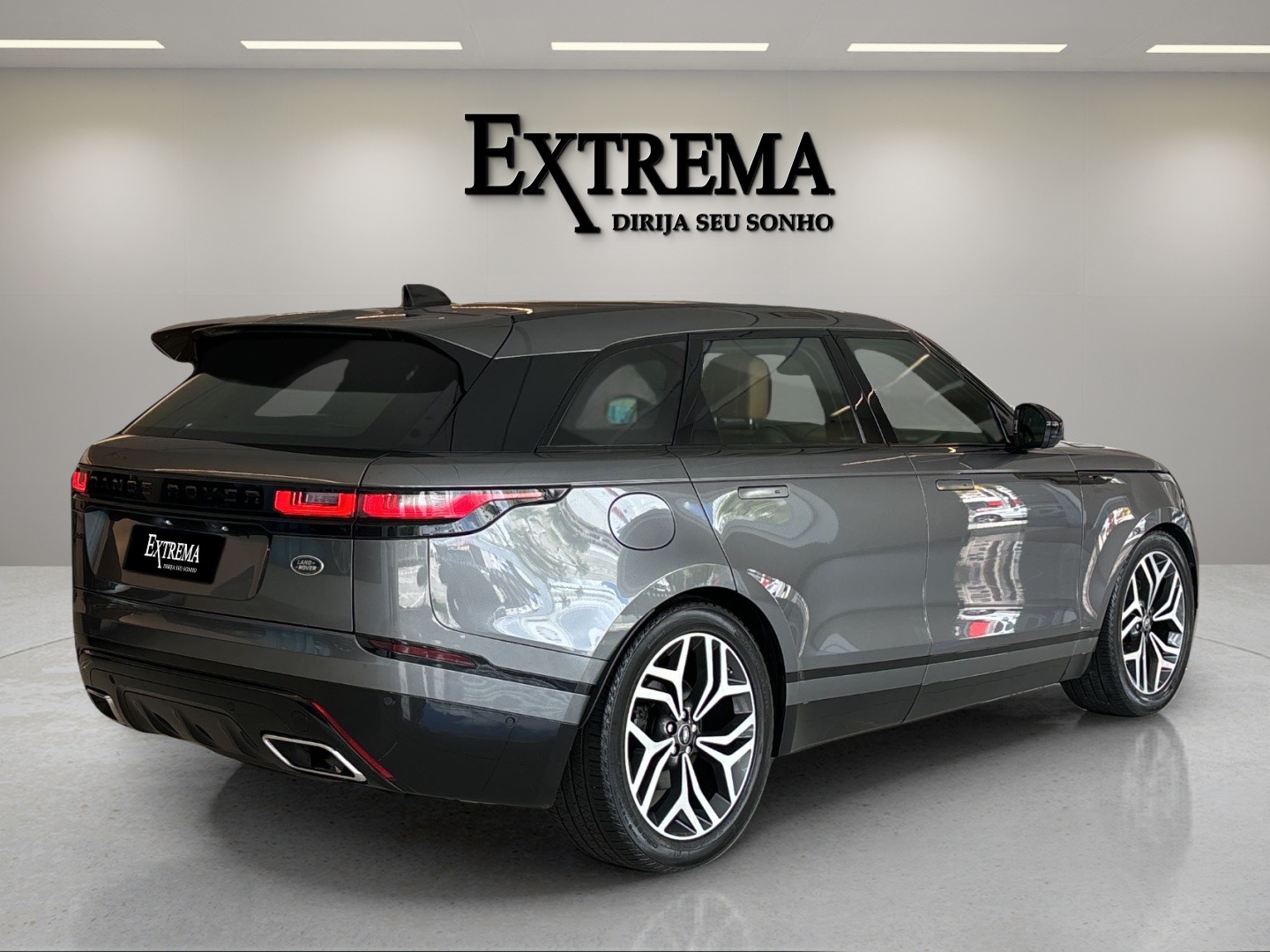 LR VELAR SE R-DYNAMIC P300