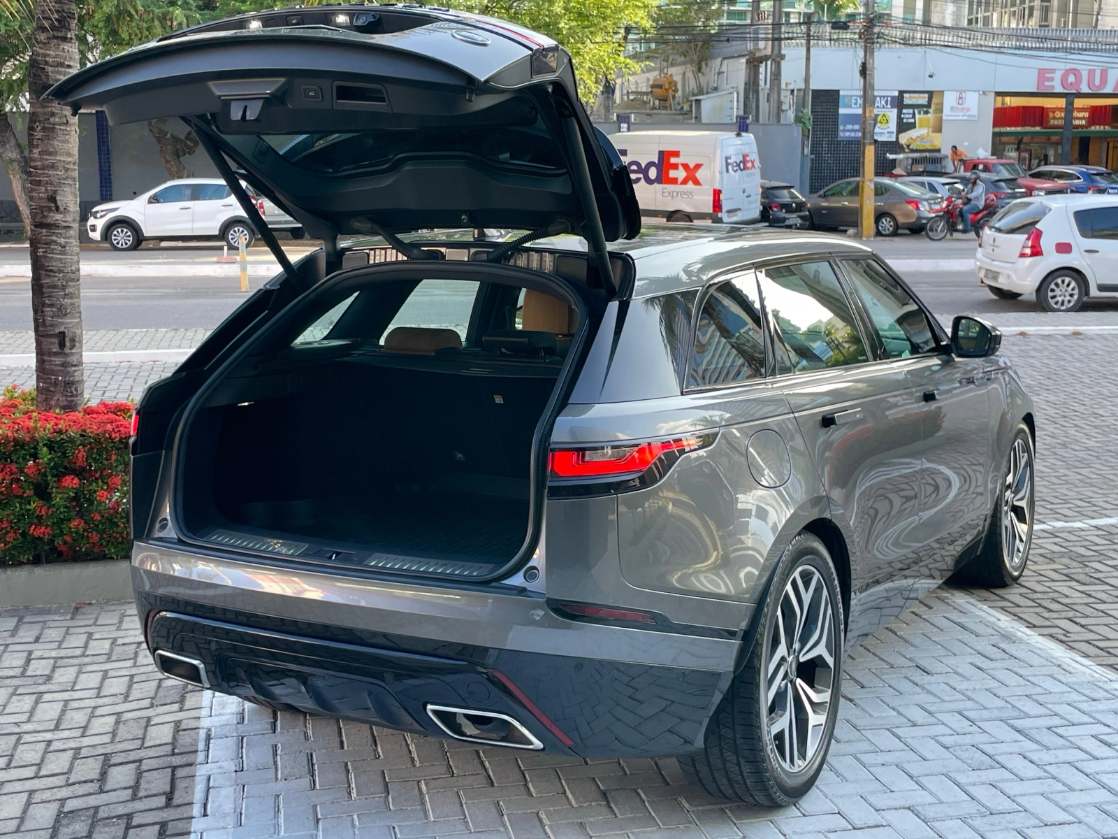 P300 SE R