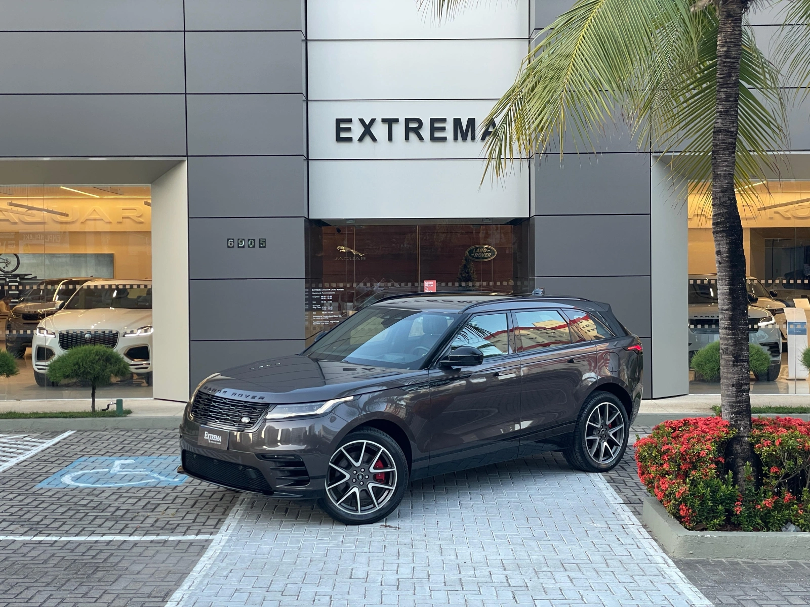 RANGE ROVER VELAR P404e HSE DYNAMIC